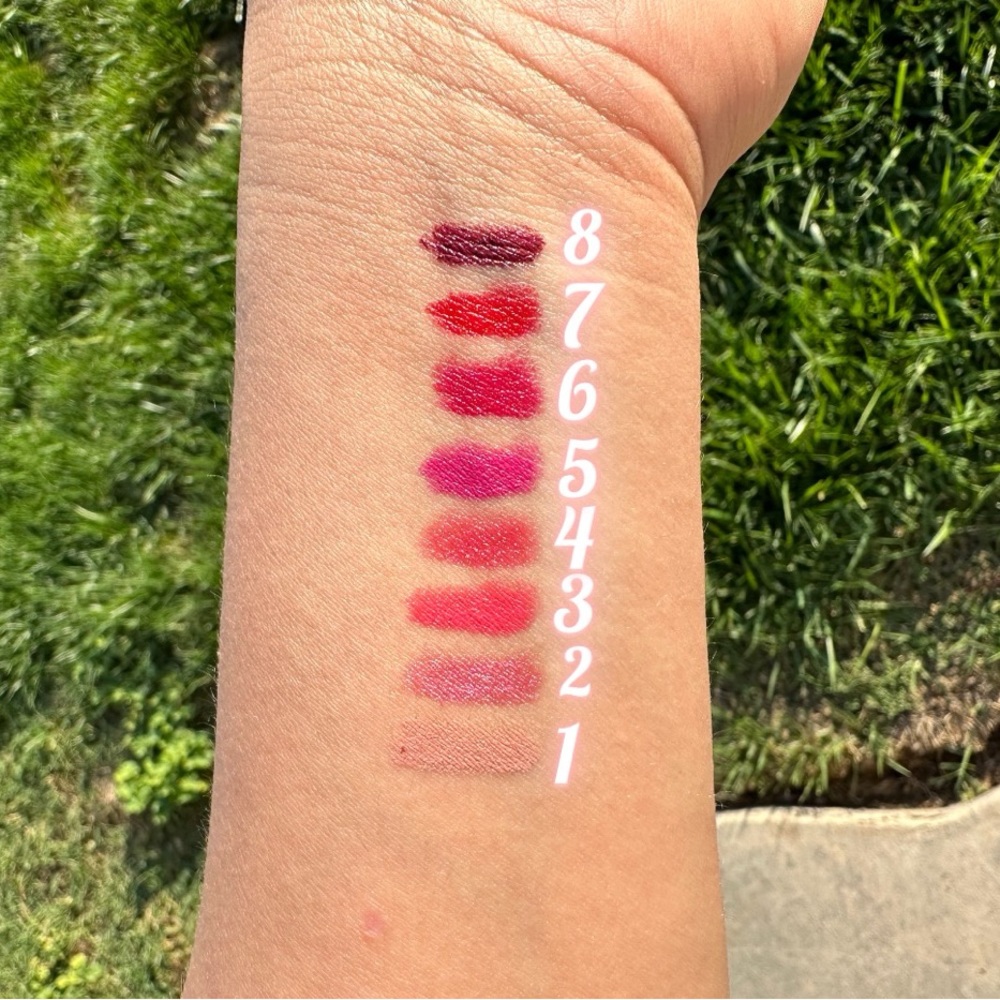 Lipstick bundle - Picture 2 of 2